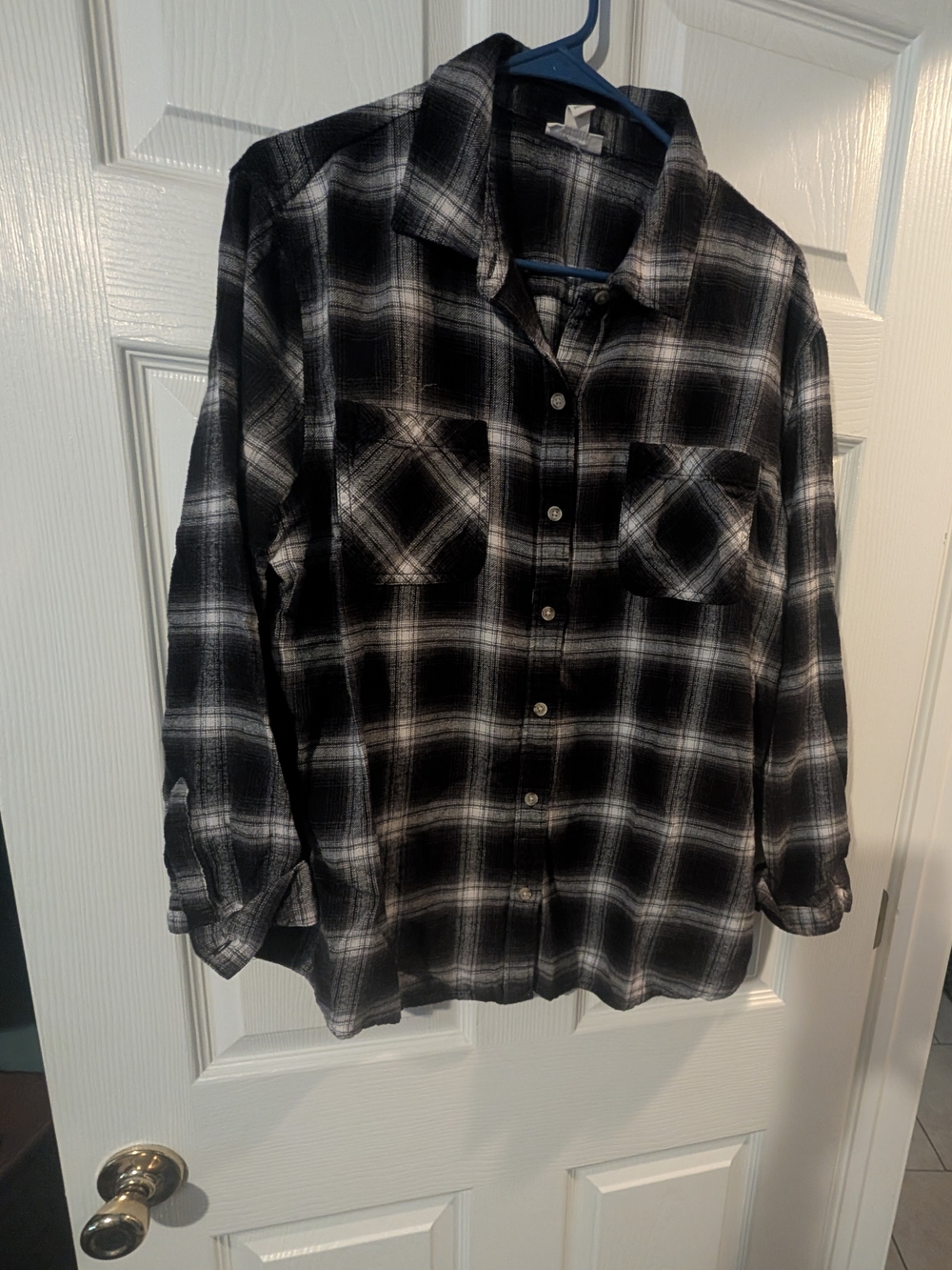 Black & White Plaid Button-Down Shirt - Unbranded